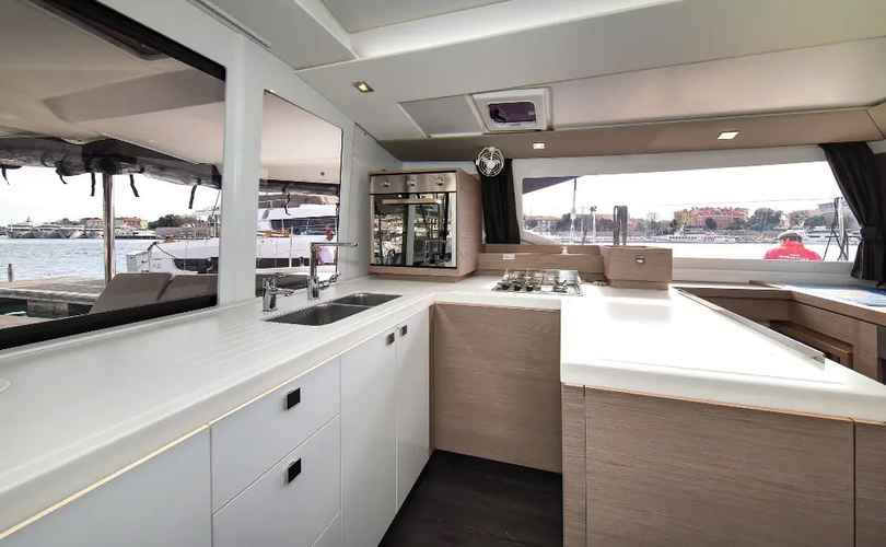 Photo Astrea 42 (2022)