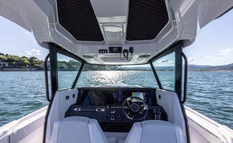 Axopar 29 XC Cross Cabin