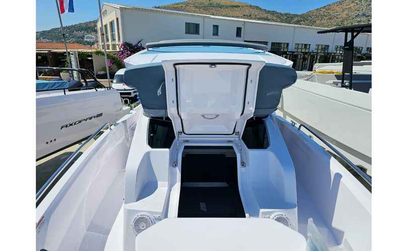 Photo Axopar 29 XC Cross Cabin (2024)