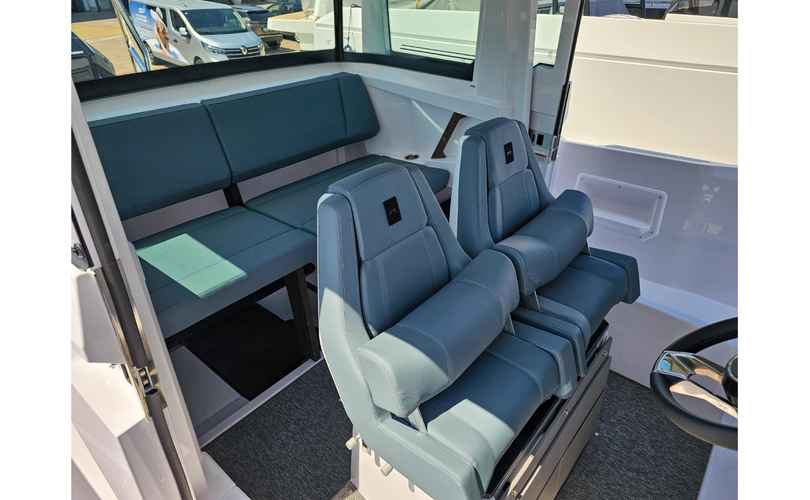 Photo Axopar 29 XC Cross Cabin (2024)