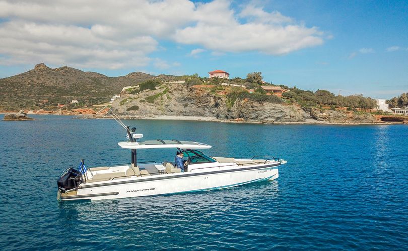 Photo Axopar 37 Sun Top (2023)