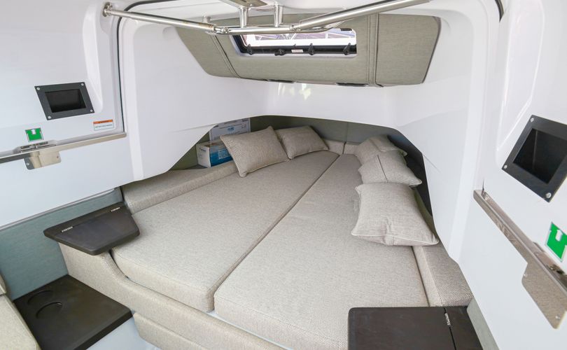 Photo Axopar 37 Sun Top (2023)