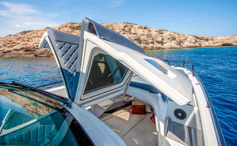 Photo Axopar 37 Sun Top (2021)
