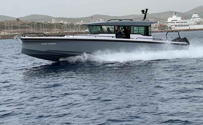 Photo Axopar 37 XC Cross Cabin (2023)