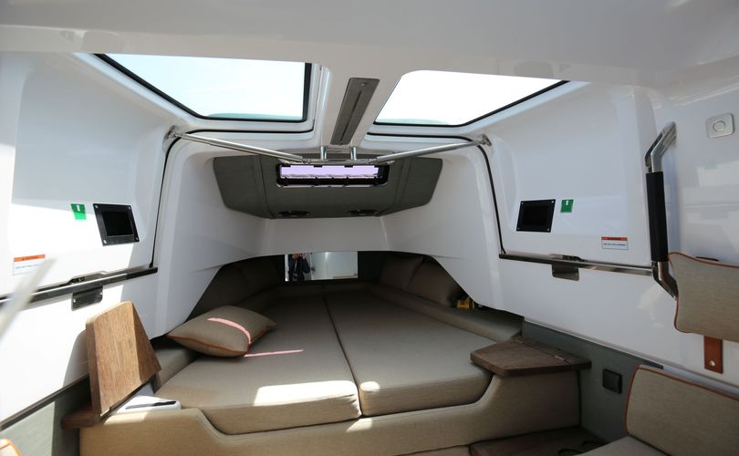 Photo Axopar 37 XC Cross Cabin (2022)