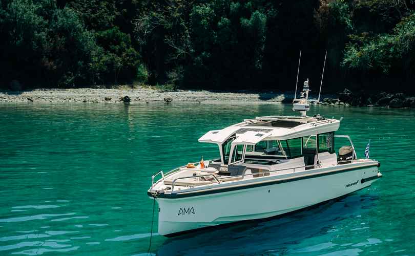 Photo Axopar 37 XC Cross Cabin (2023)