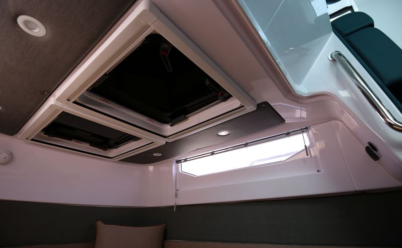 Photo Axopar 37 XC Cross Cabin (2022)