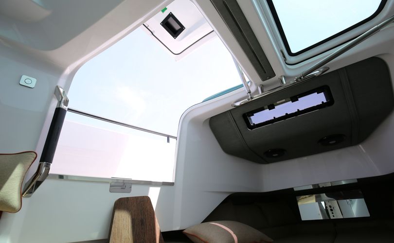 Photo Axopar 37 XC Cross Cabin (2022)