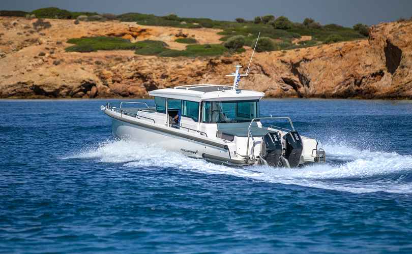 Photo Axopar 37 XC Cross Cabin
