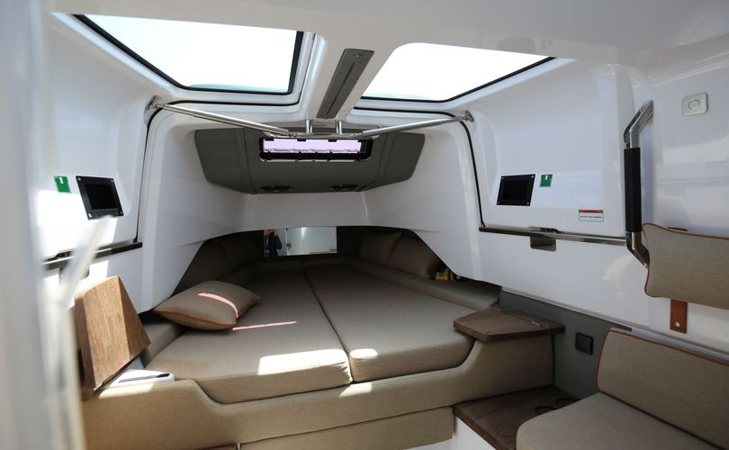 Photo Axopar 37 XC Cross Cabin (2022)