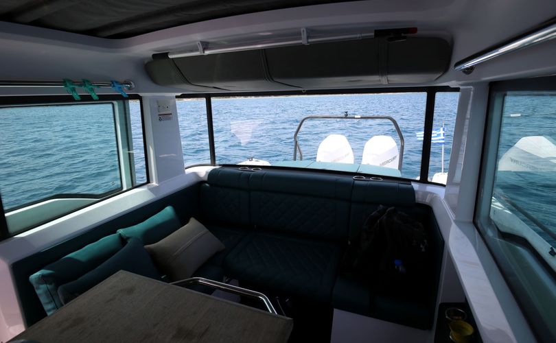 Photo Axopar 37 XC Cross Cabin (2022)