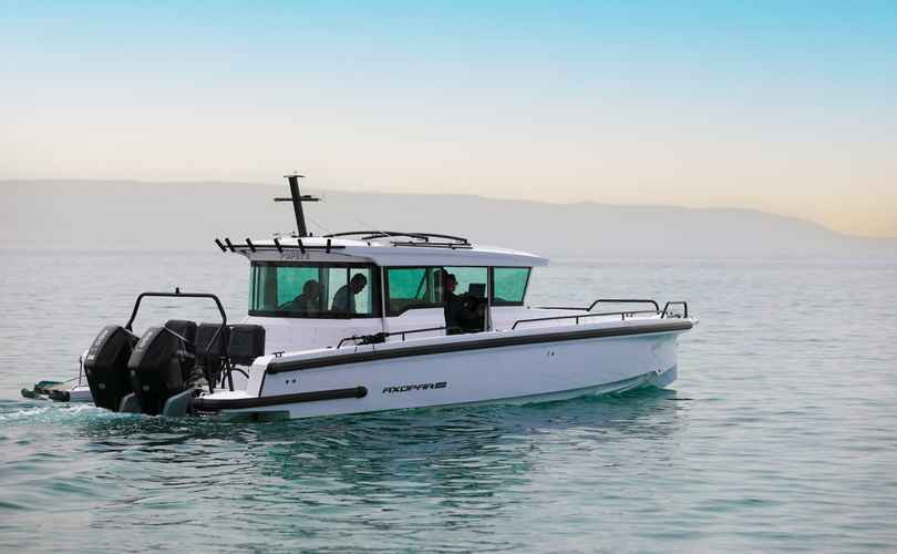 Axopar 37 XC Cross Cabin