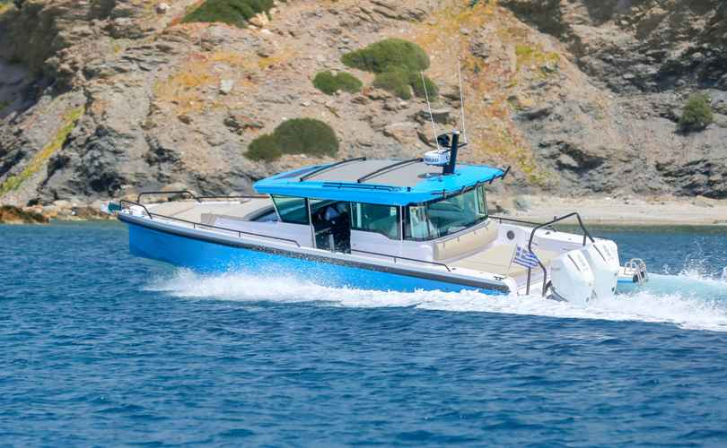 Photo Axopar 37 XC Cross Cabin (2023)