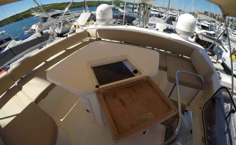 Azimut 47