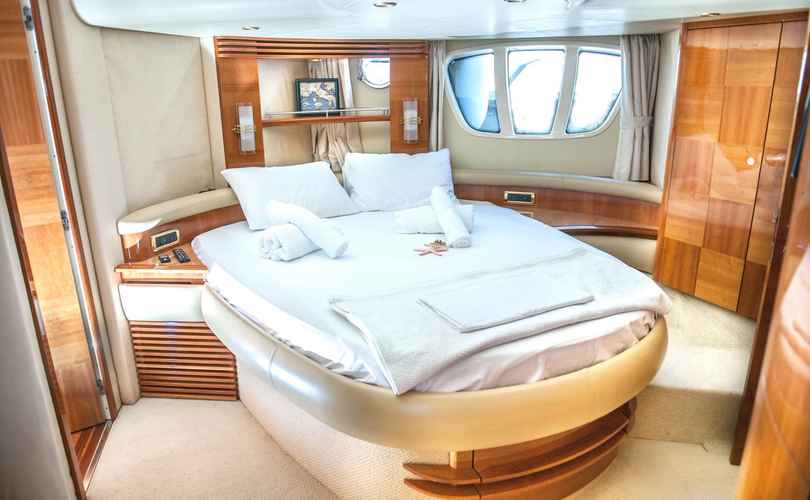 Photo Azimut 55 (2008)