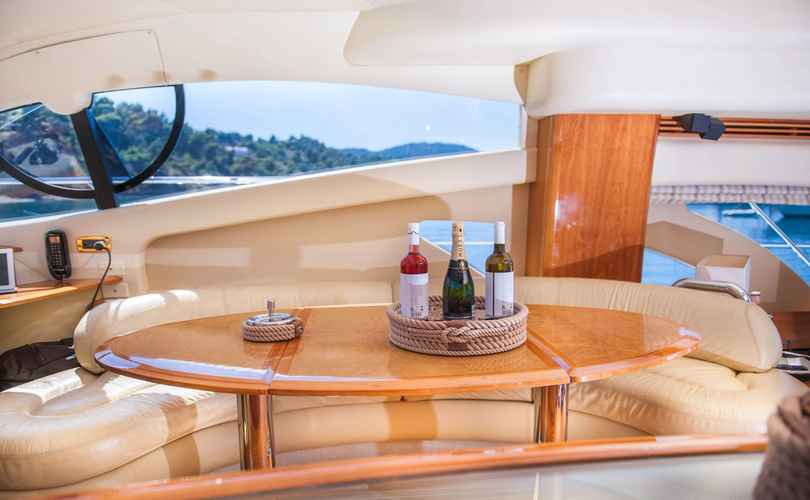 Photo Azimut 55 (2008)