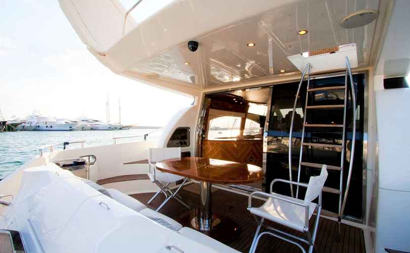 Photo Azimut 58 (2000)