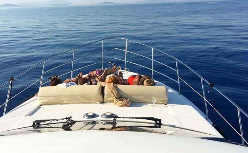 Photo Azimut 58 (2000)