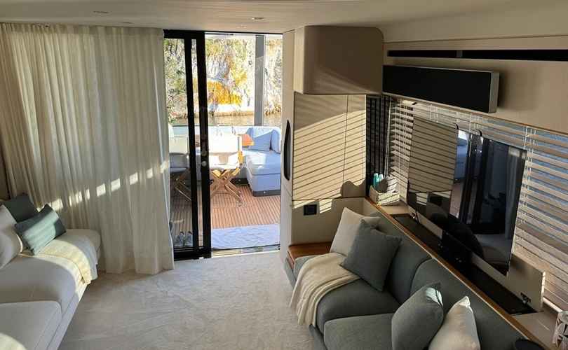 Photo Azimut 68 Fly (2024)