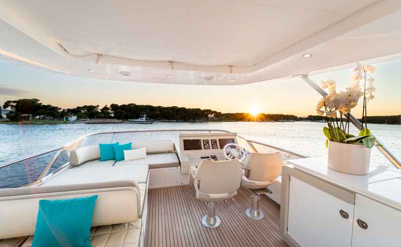 Photo Azimut 72 (2018)