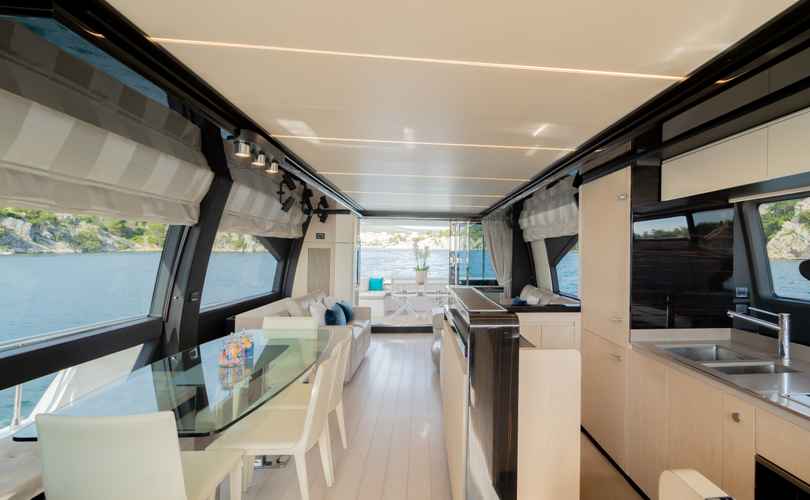 Photo Azimut 72 (2018)