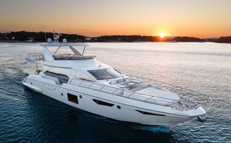 Photo Azimut 72 (2018)