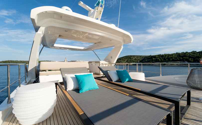 Photo Azimut 72 (2018)