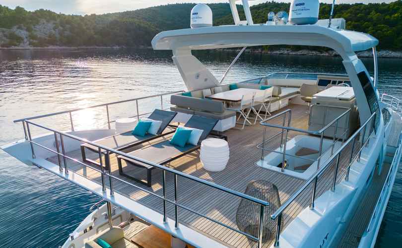 Photo Azimut 72 (2018)