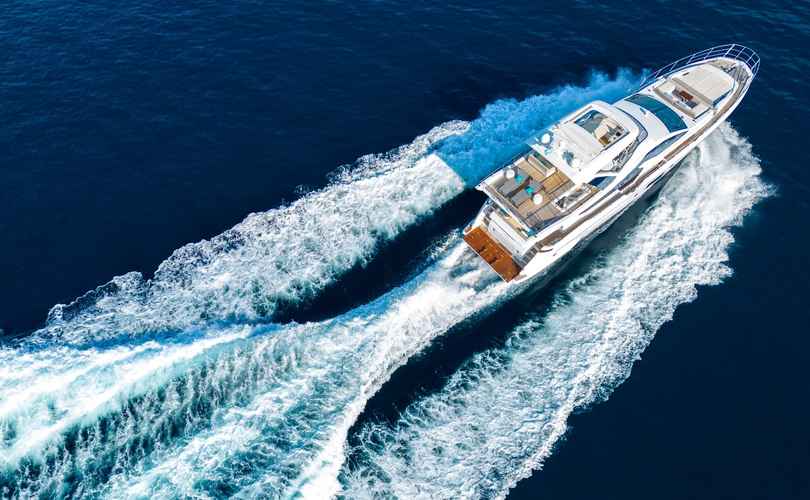 Photo Azimut 72 (2018)