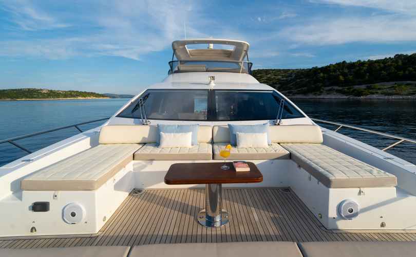 Photo Azimut 72 (2018)