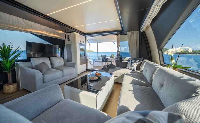 Photo Azimut 72 (2017)