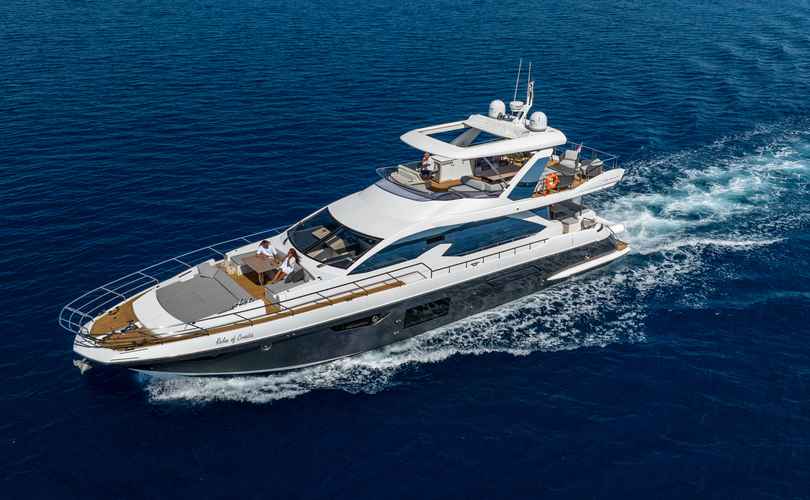 Photo Azimut 72 (2017)
