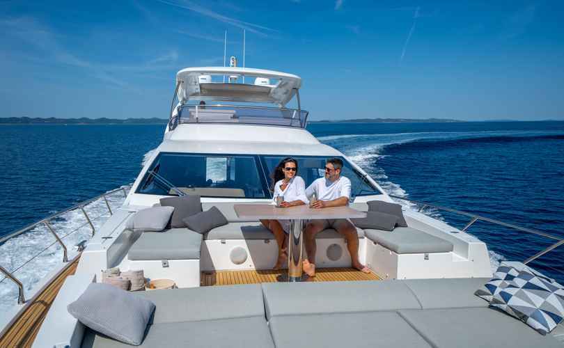 Photo Azimut 72 (2017)