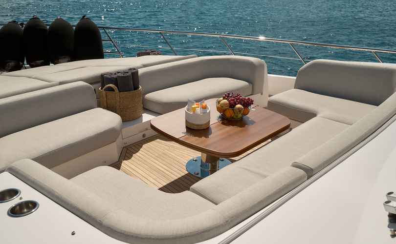 Azimut 78