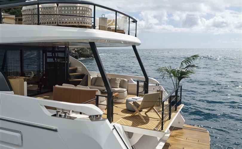 Photo azimut 82 F (2026)