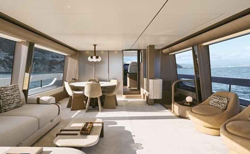 Photo azimut 82 F (2026)
