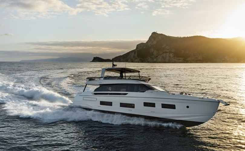 Photo azimut 82 F (2026)