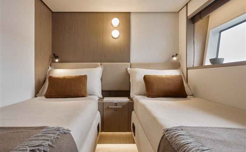 Photo azimut 82 F (2026)