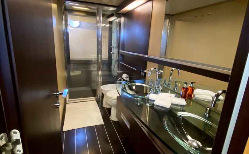 Photo Azimut 86S (2005)