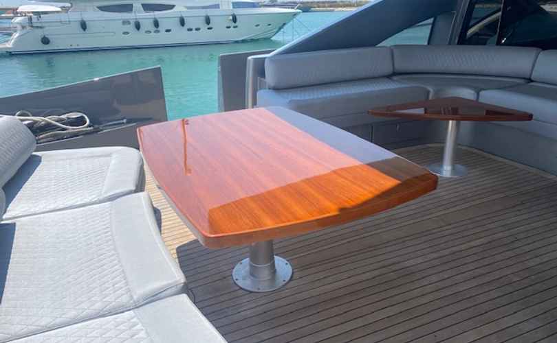 Photo Azimut 86S (2005)