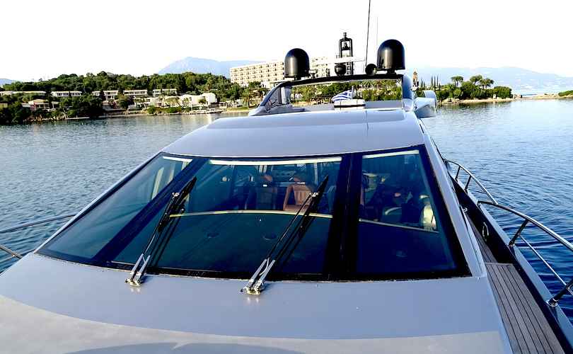 Photo Azimut 86S (2005)
