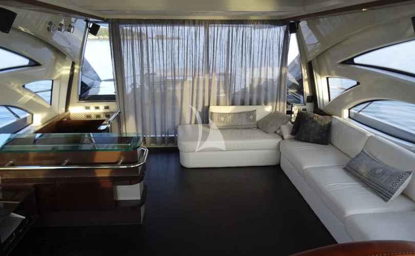 Photo Azimut 86S (2005)