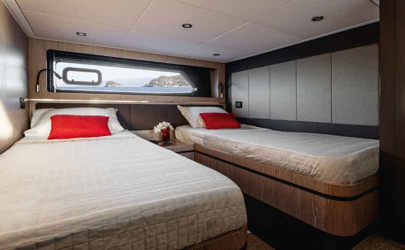 Photo Azimut Atlantis 45 (2025)