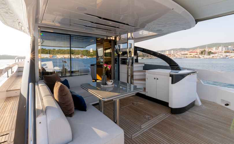 Photo Azimut S7 (2025)