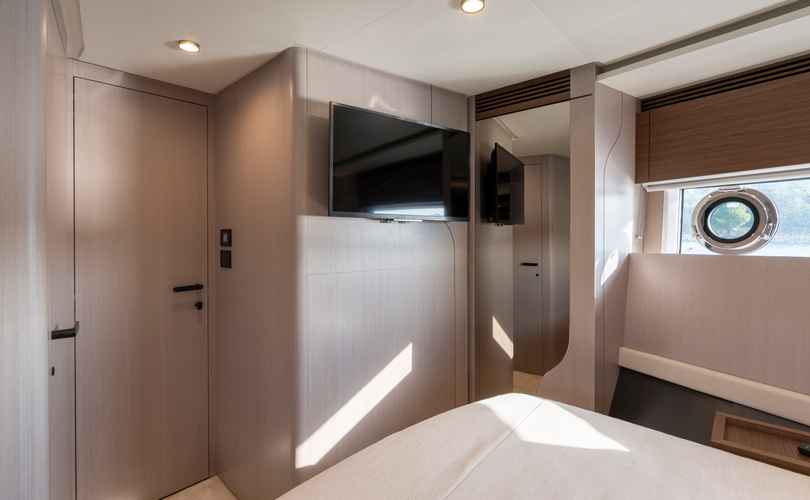 Photo Azimut S7 (2025)
