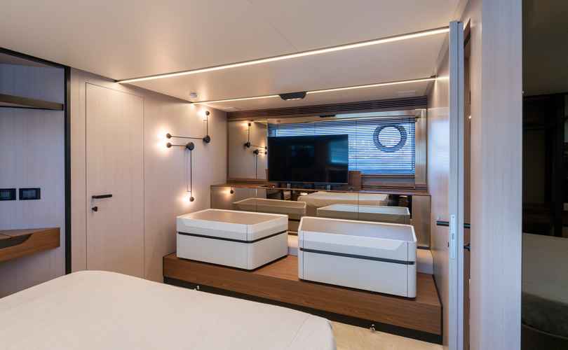 Photo Azimut S7 (2025)