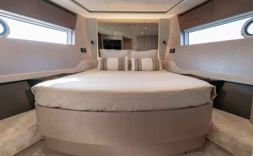 Photo Azimut S7 (2025)