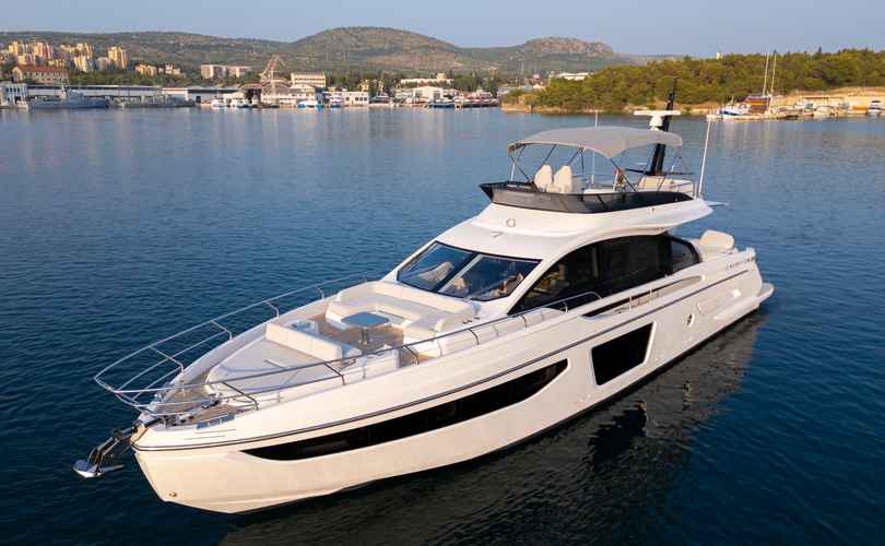 Photo Azimut S7 (2025)