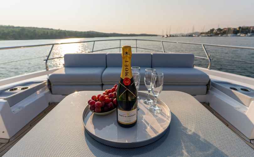 Photo Azimut S7 (2025)