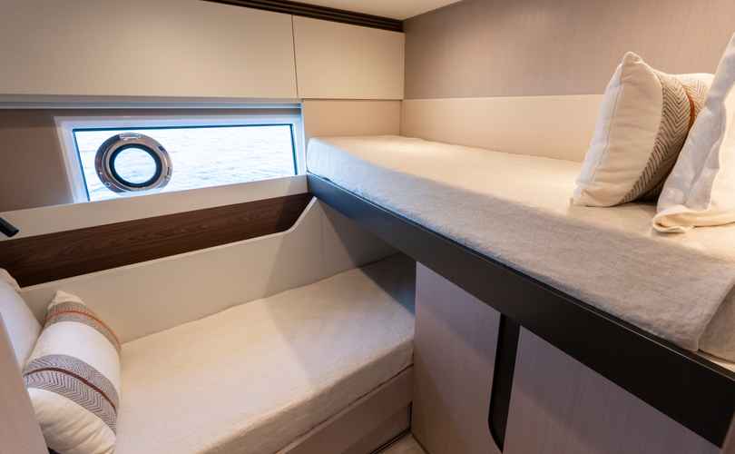Photo Azimut S7 (2025)